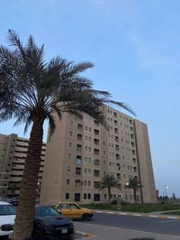 شقة • ١٠٠م • طابق ٨
