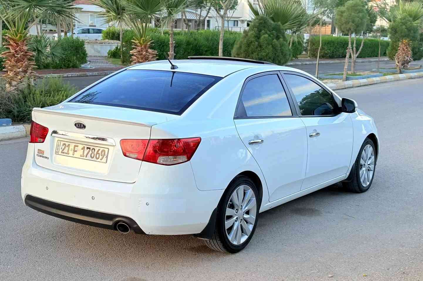 سيراتو ٢٠١٣ • ماشي ١٦٠ الف • رقم سليمانية