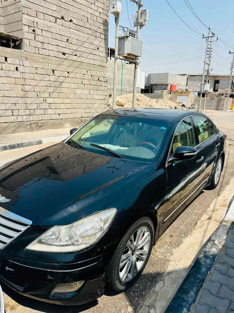 جنسسز 2012 رقم بغداد تحويل سياره جاهزه
بيها ملاحضات بسيطه يحتاجلها ترتيب 
سعرها 75 
***********

