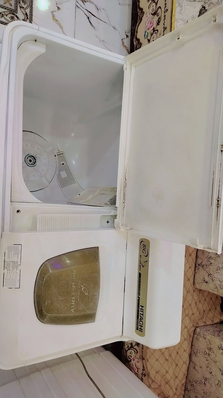 وجبة جديده للغسالات المستعمله لو اتلحك لو لا غسالات نضيفه هيتاشي الياباني ٢٥كيلو ٩٥ وبيه مجال بسيط والثانيه هيتاشي أصغر منه ١٨كيلو بيع ٩٠ وبيه مجال بسيط وغسالة هيرو المصريه الحجم الكبير ٣٥ كيلو بيع ٩٠ وبيه مجال بسيط وغسالة روني ٢٥ كيلو بيع ٨٥ وبيه مجال بسيط كولهن انضاف هاتف*********** بيه واتساب
