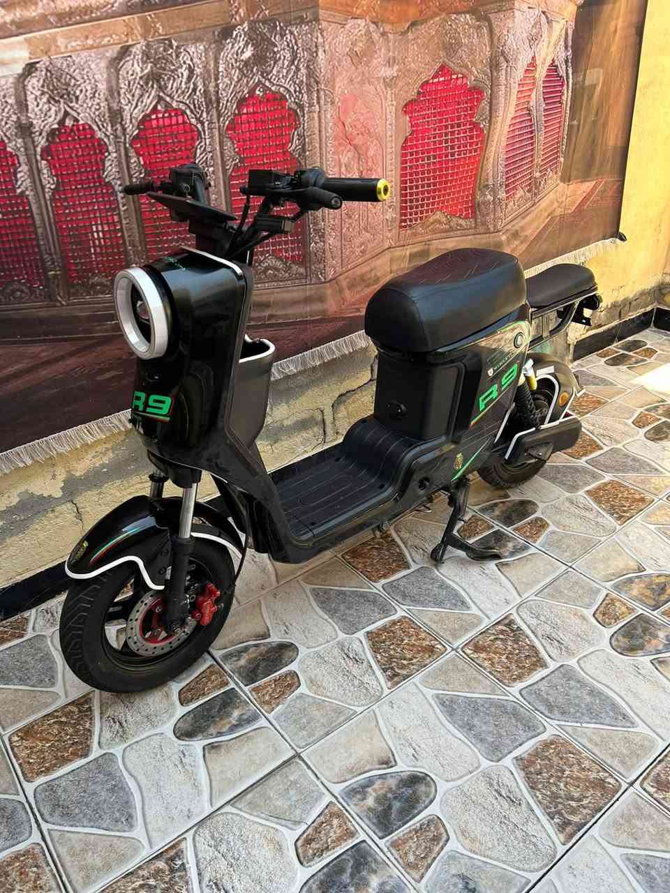 للبيع R9 كامله من كلشي سعر 350 الاستفسار ***********
