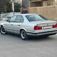 بي ام ٥٢٥ • فتحة سقف • كشن جلد