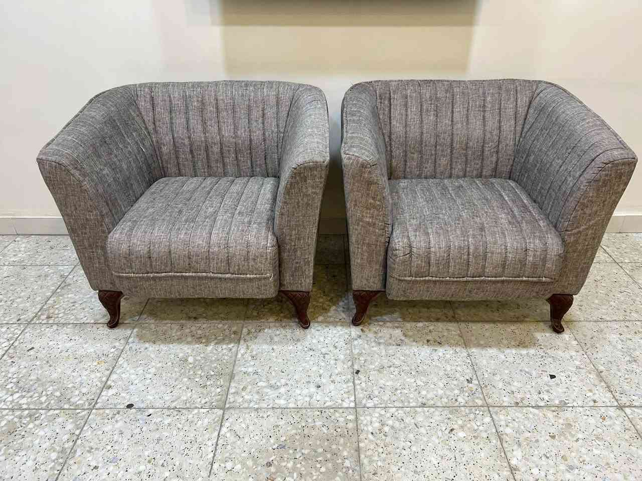 ٨ مقاعد • عراقي • رجول خشبية