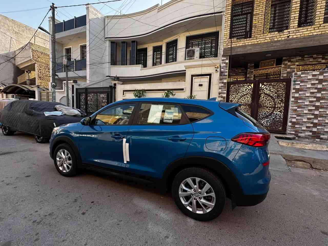 توسان موديل ٢٠١٩ وارد امريكي رقم بغداد باسمي حادثها قطعتين بدون دواخل ايرباك دركة فقط ماشية77 الف ميل- تخم تاير جديد تحكم مقود كامره خلفية وشاشه ورادار امامي خلفي الموقع بغداد خلف محكمة الكرخ…
***********
رقم الشاصي 
KM8J23A41KU903914
ب145 وبيها مجال بسيط
