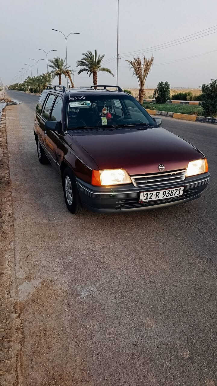 كاديت موديل 91 حجم 16
رقم و سنوية جديد 2030 🚗
شرط تحويل فقط🚗
كابون بنزين ماستر⛽
صبغ عام جمالية فقط🚗
محرك وكير🕹 نضيف
طخم تيرات جديد
طخم جديد باتري جديد
دوشمة جديد ارضيا جديد
مكان سيارة موصل تلكيف
شراي خابر📞 ونتفاهم ***********
***********
