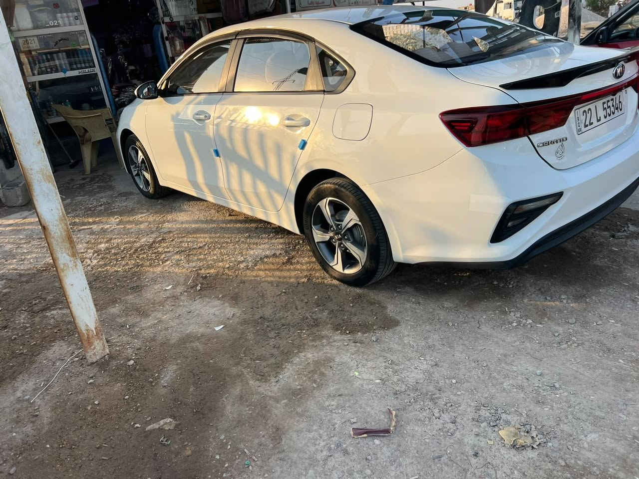🌹 سيراتو 2020 خليجيه
🚙 رقم اربيل دولي
🚙 سياره جديده مال جناي
💵 ماتصرف عليه الف دينار.
✒️ (سنويه وهزه جديده) 
💵 السعر 143 وبيه مجال 
🌷 سياره مكفوله كفاله عامه عدئ بارد
🧖 ((((السونار بالمنشور))
🚙 كير محرك حداديه تخم تاير تبريد ((كفاله عامه))
🛖 مكان السياره واسط الزبيديه 
؟؟؟ مكلف بالنشر؟؟؟ اتصل ***********
