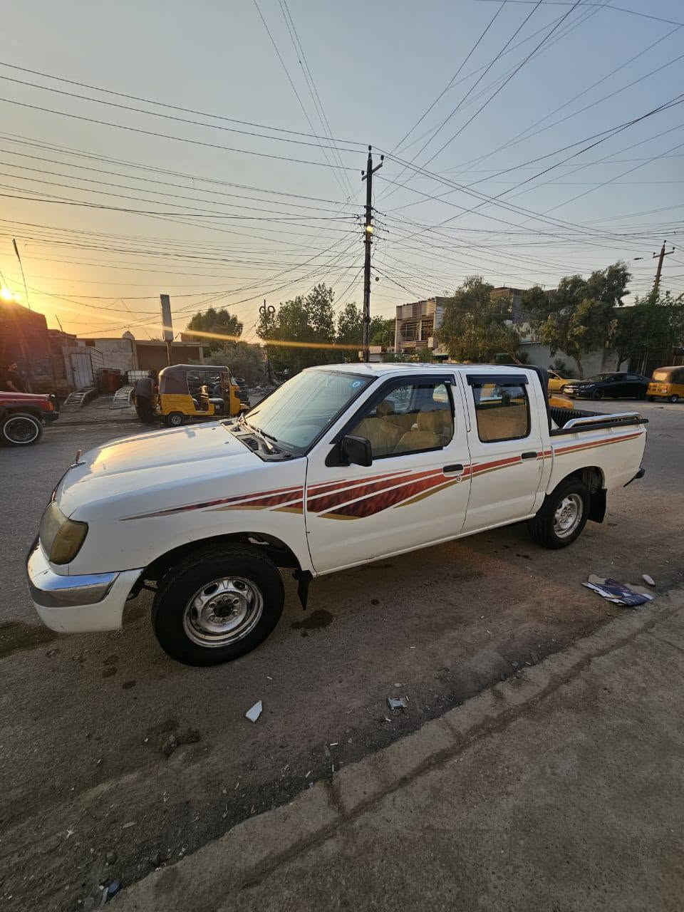 نيسان موديل 2000 رقم بغداد حلو بس مو مميز سعر 80 ورقة مكان السيارة بغداد تحويل مباشر
هاتف ***********
