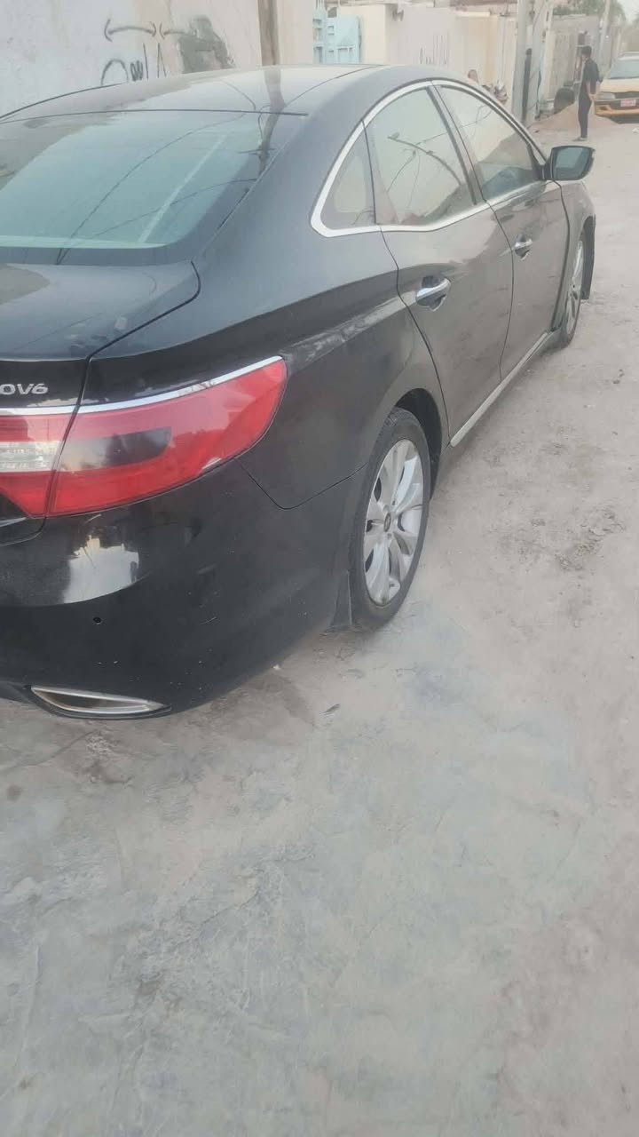 للبيع

السلام عليكم سيارة هونداي ازيرا موديل ٢٠١٢ خليجي
بيها قطعتين صبغ خلفيات جاملغ وباب بس رش صبغ
رقم دهوك سياره باسمي گايمه السياره
تخم تاير جديد تبريد منظومه جديده
مكان السياره بابل المسيب 
السعر ٧٥ بيها مجال بسيط
الاستفسار ع الرقم ***********
