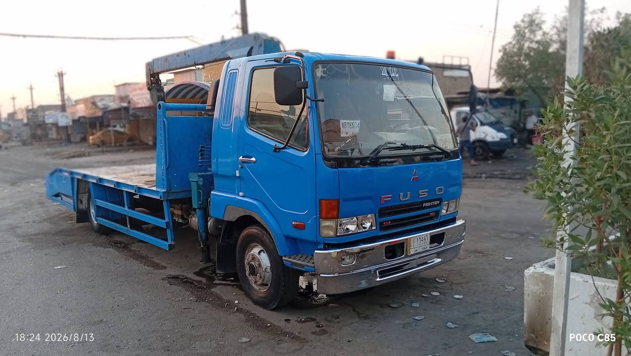 السلام عليكم كرين فوسه للبيع مكينه 17 قبق اسود
فول عادي كرين سلايتين شاص مكفول كرين مقفول 
السياره جديده تخب تاير زوج باتريات جديد السياره قبل للشغل السعر المطلوب 230 وبيها مجال الاستفسار على هذا الرقم 
***********حاتم كرين ما جاوب خاص 
اتصال فقط
