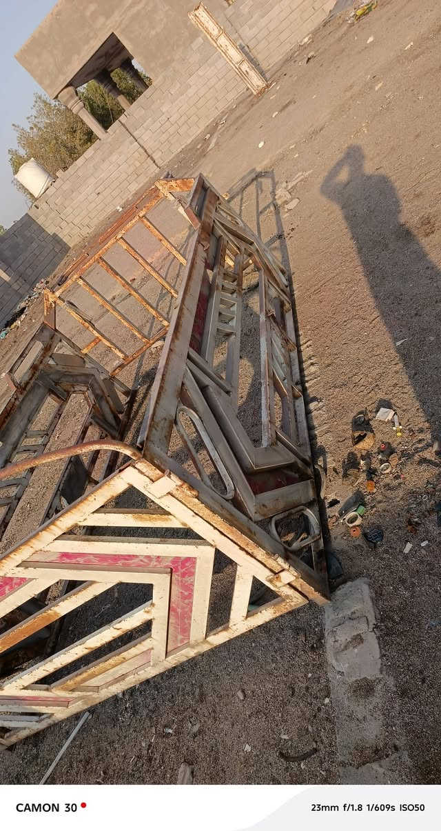 سلام عليكم محجر كيه نضيف سعر 350 عنوان زبير ***********
