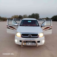هايلوكس • ٢٠٠٨ • سفوان