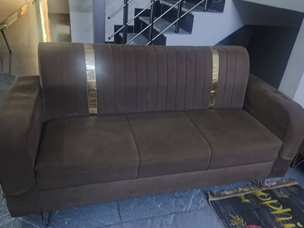 سلام عليكم للبيع
مكانهن بغداد الشعب نهاية الفورتات 

الاول 10 نفرات ب300

الثاني 9 نفرات ب800

ثنينهن بيهن مجال

*********** موجود واتساب ورصيد
