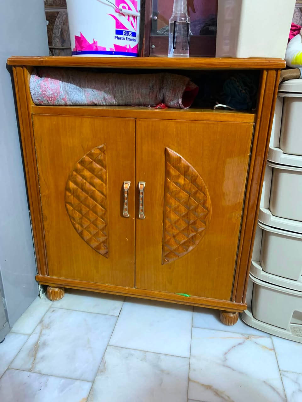 غرفة نوم ٦ ابواب صاج بورمي شغل ثكيل الغرفه نضافة 100/100 للتواصل خاص او واتساب ***********
