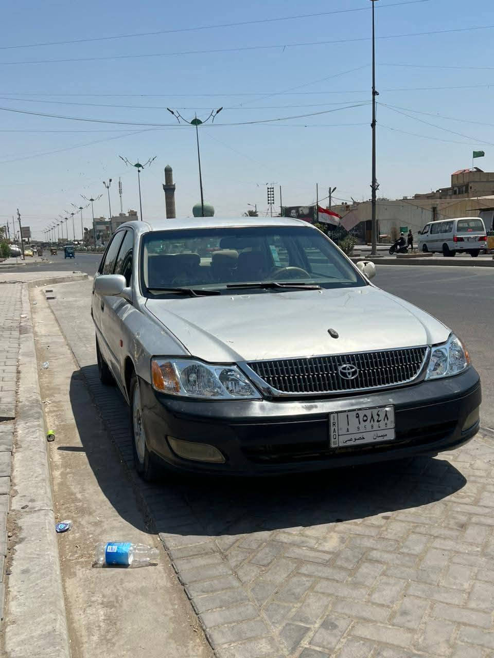 السلام عليكم افلون للبيع السعر 60 وبيها مجال للطيبين العنوان بغداد مدينه الصدر الاستفسار علئ هاذه رقم ***********
