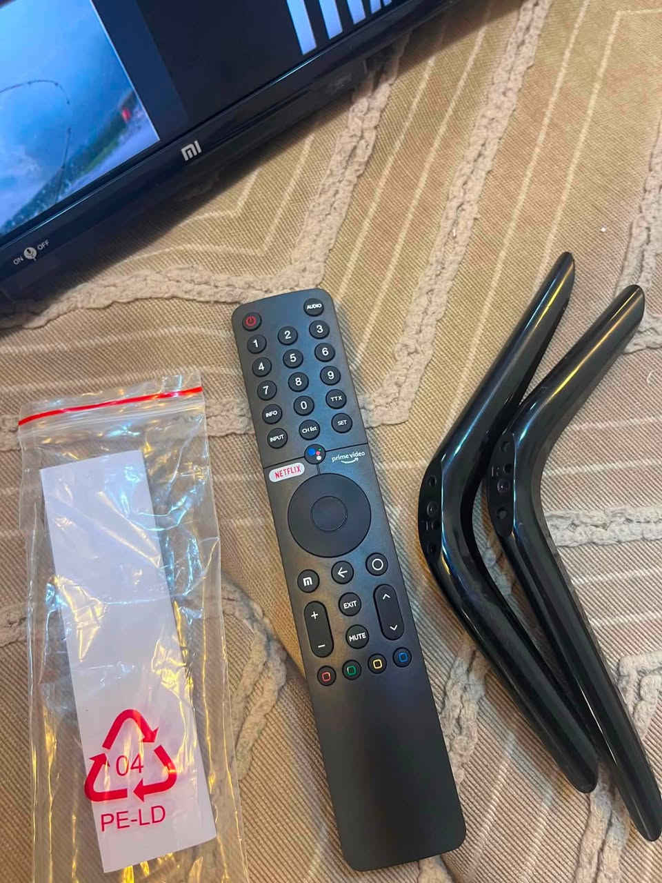 للبيع شاشة Xiaomi Mi TV

حجم 50 بوصة 4K  

جديدة بالكارتون غير مستخدم وارد أوربي 

المواصفات: 

4K Ultra HD  

HDR10+ + Dolby Vision + WCG  

Google TV: يوتيوب، نتفلكس، شاهد، كل التطبيقات  

Motion Smooth للمباريات والألعاب  

Wi-Fi + Bluetooth + HDMI + USB  

Dolby Audio صوت

💰 السعر: مميز ومناسب 340 الف فقط 

📍 المكان: حي الشرطه خلف المجموعه الثقافيه

للتواصل : خاص او اتصل ع الرقم ***********
