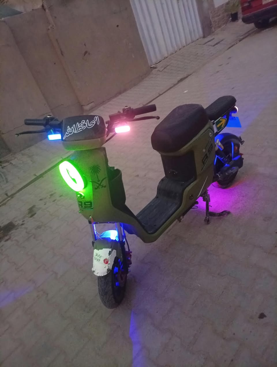 R9 ٢٠٢٦ • ٦ بطاريات • لون زيتوني نادر
