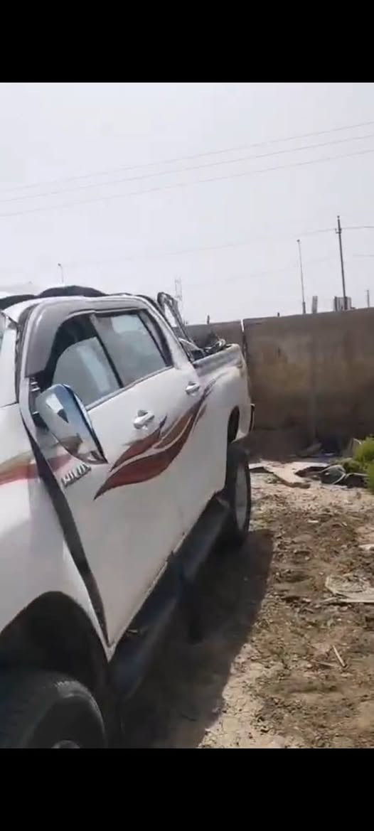 من رخصت لادمن ابيع سياره بيها حادث  فور ويل مديل ١٦  كير وتماتيك لستفسار نتصل عل رقم ***********
