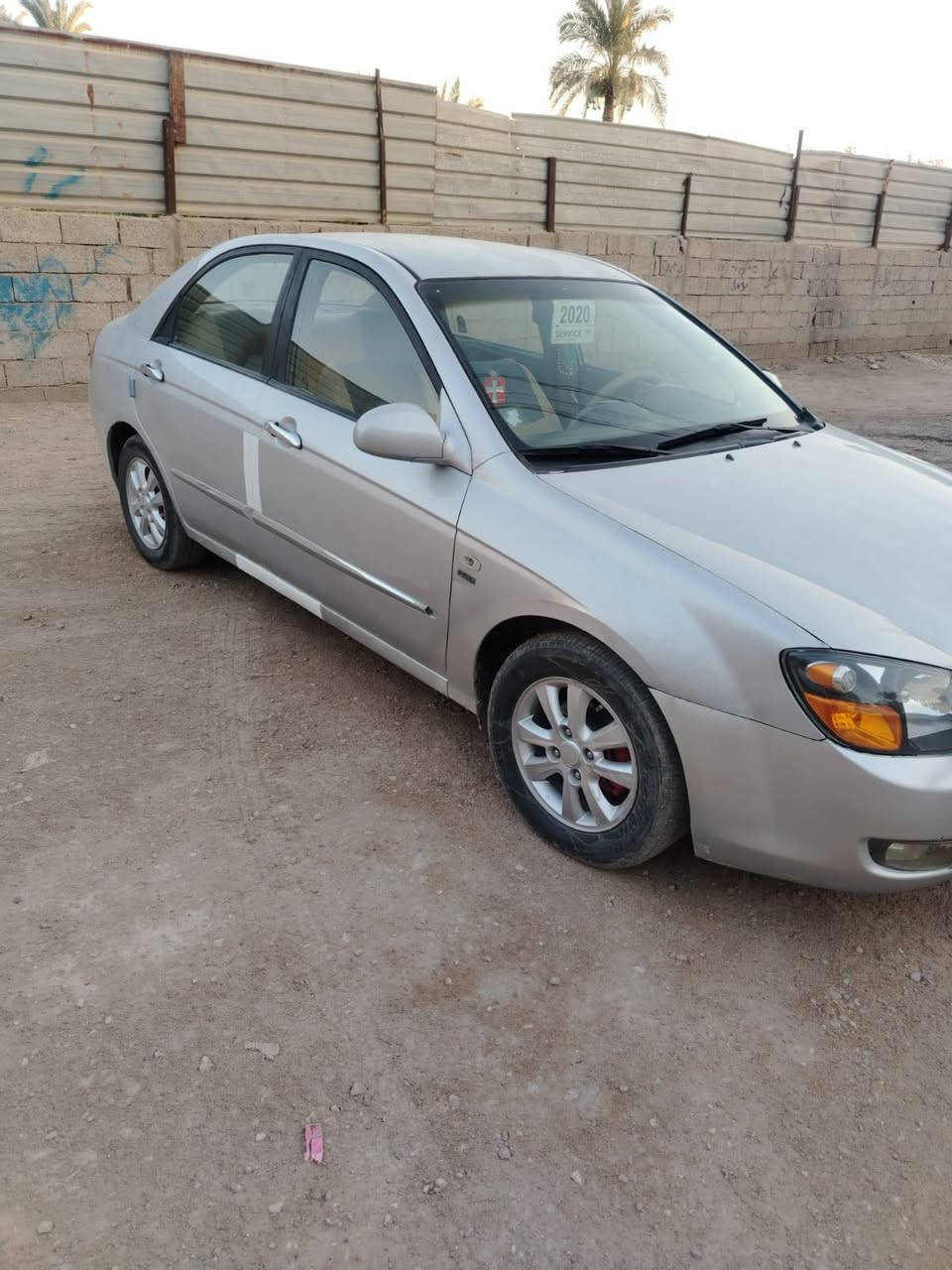 يالله سيراتو 2007خليجي بغداد مكفوله من الضربه بيها صبغات هلالات وجراد حداديه نص عمر السعر 67وبيه مجال حك الجيه العنوان واسط الصويره هاتف ***********
