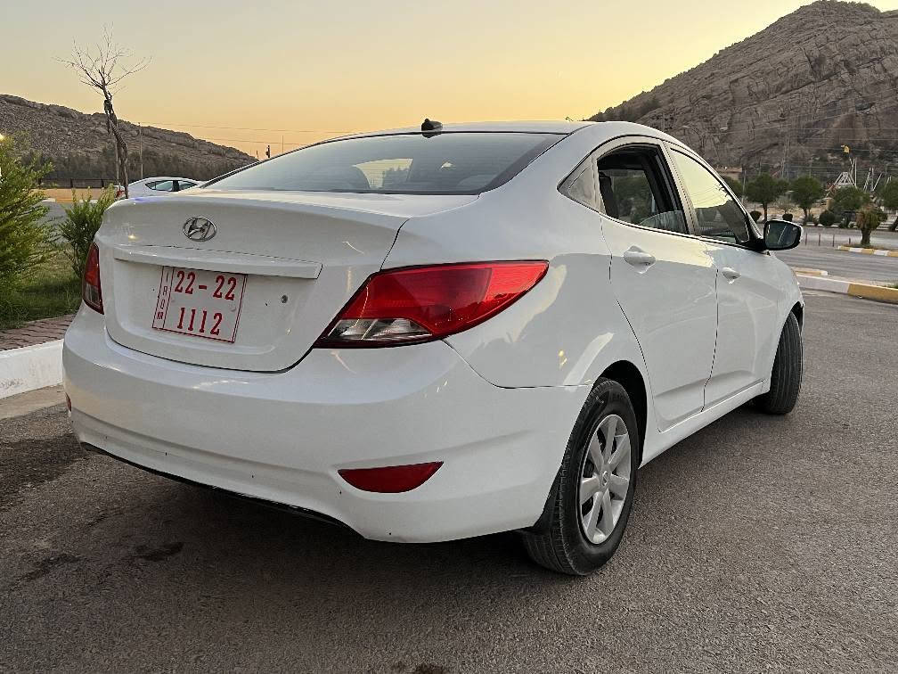 Hyunda Accent 2015 
هیۆندای ٲکسێنت ۲۰۱٥ 
نرخ  ٤٨ گەڵا 
شوێن ڕانیە
۰۷٥۰۳۳٦۲۰۲٤
بڕاوەیە 
گێڕو مەکینەو سەقفی بەشەرت دەدەم 
سەیارەکە کۆدی بۆ کراوە 
بچوکترین کێشەی نیە مەسروفم لێکردووە تەنها  دەبڵێکی شلەو دەنگی دێ 
مواسفاتی لەو مۆدیلە فوولە بەس سڵاید نیە 
ئیکۆیە ،حاسەیە ،ئەیبی ئێسە ،قفڵ مەرکەزی جام وئاوێنە کارەبایی و زۆر شتی تر 
*********** رانية, السليمانية

