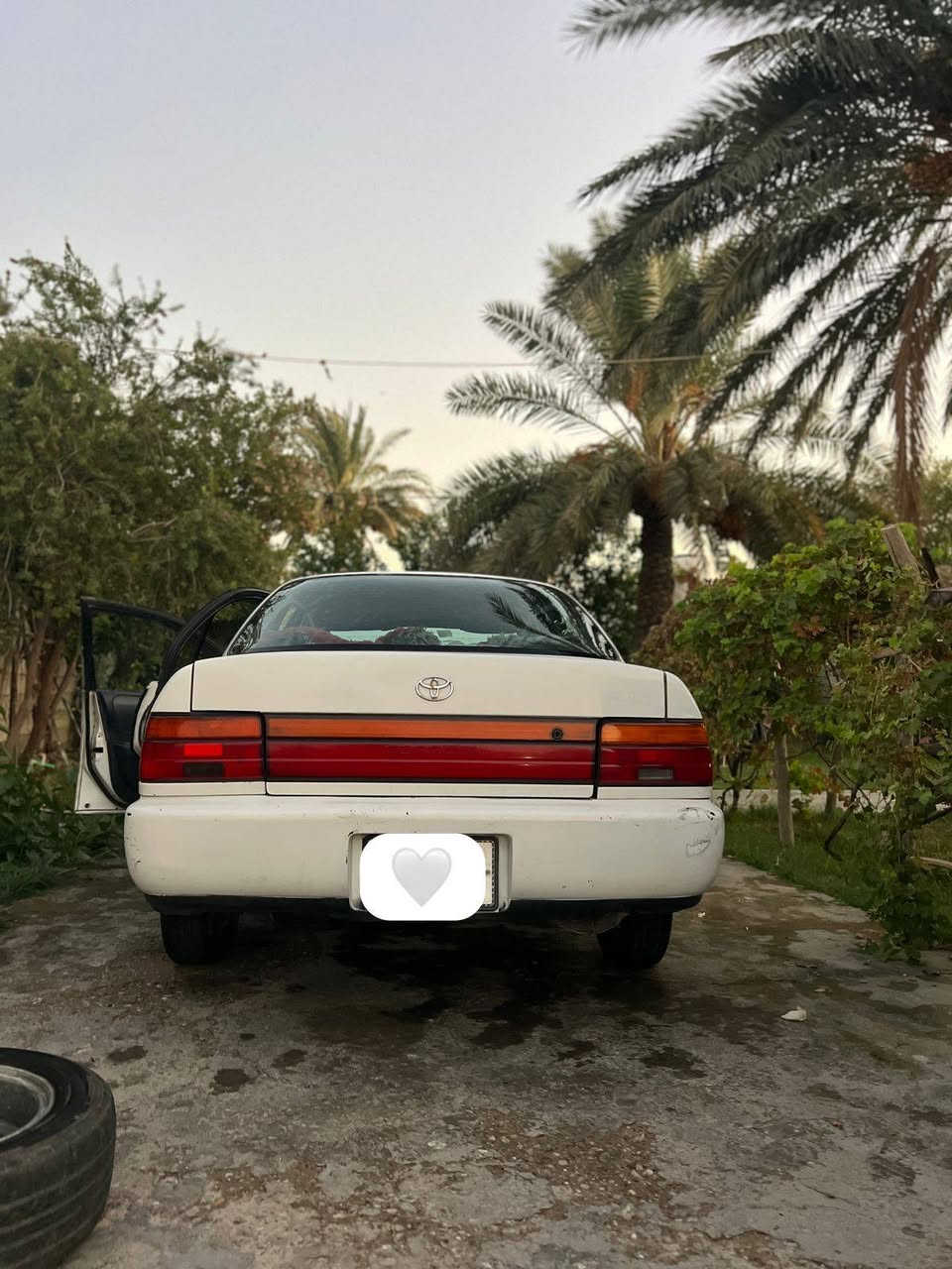 السلام عليكم /كورلا للبيع موديل 93
سيارة مال بيت خير من الله نضيفه كلشي شغال بيهه 

تبريد شغال / سنوية لل28 / رقم بغداد 

السعر 55 / يسره بلاد بدون تحوير 

الشراي يتصل ***********

 المكان ديالئ شهربان الكيلوات
