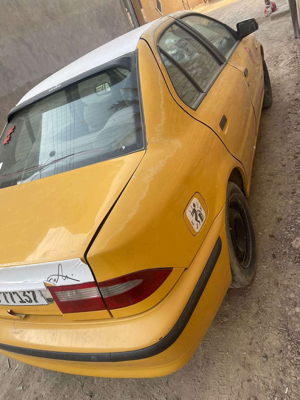 سمند 2012  بغداد بأسمي هزه جديده محرك كير خير من الله تبريد ثلج السياره جاهزه  وشرط التحويل ب30 وبيها مجال 
***********

