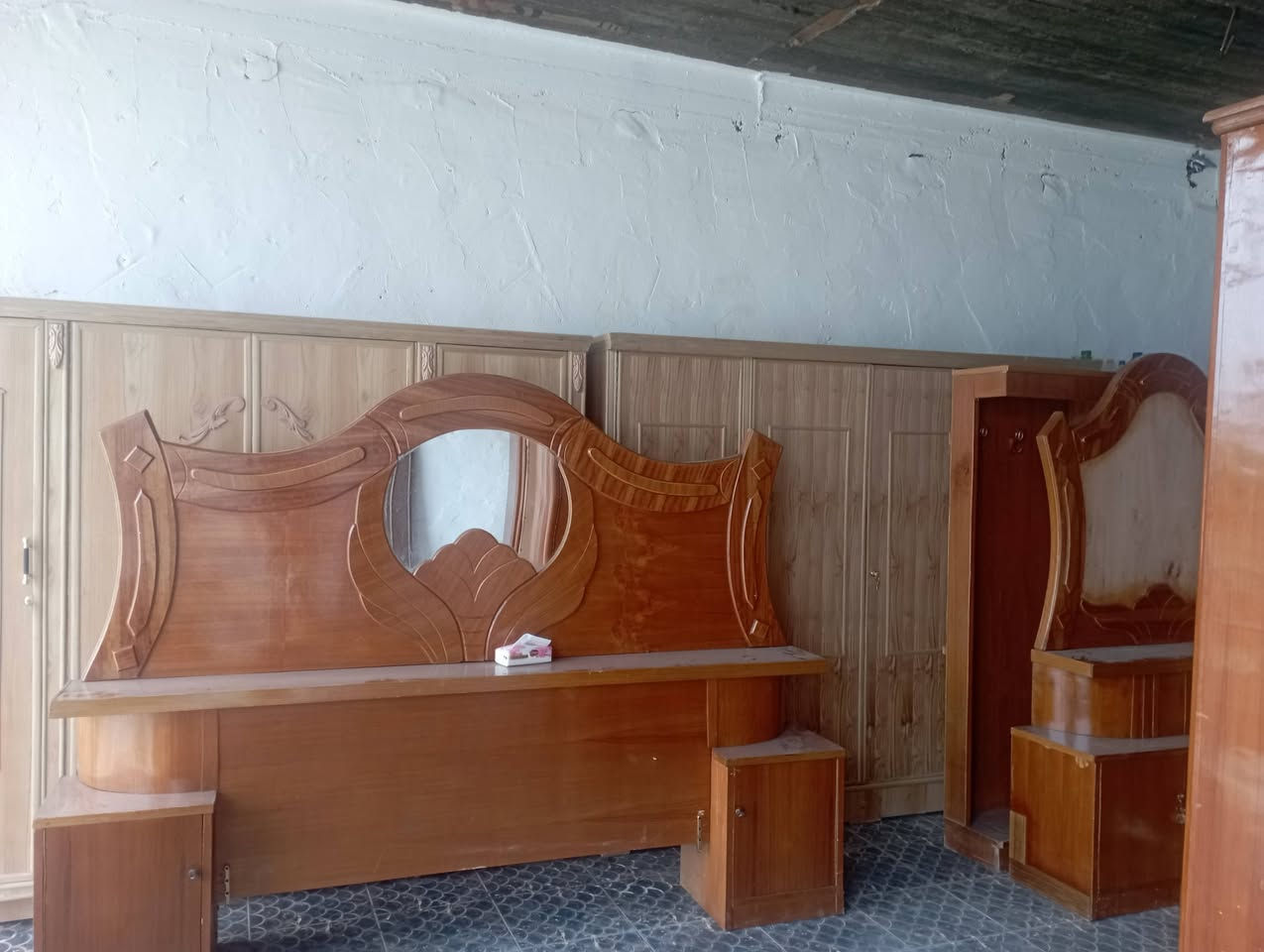 معرض البركه • غرف جديد ومستعمل • بيبان جراجيب