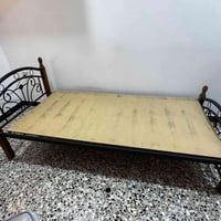 سرير • نفر • للبيع