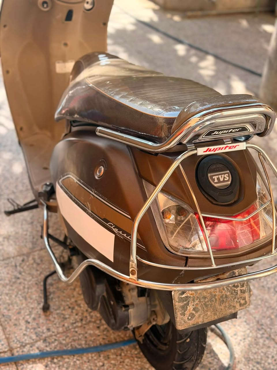 Tvs موديل 21
نضافه فول❤️
للبيع  للاستفسار الاتصال 
***********
السعر مليون و650 وبيها مجال
