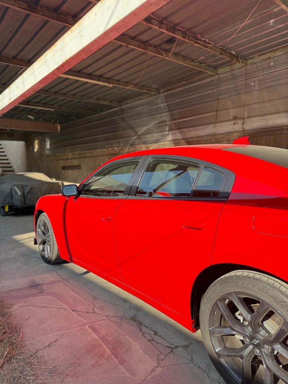 دودج جارجر DODGE CHARGER SXT 2023 
BLACK EDITION (LAST CALL)
((كلين تايتل))

رقم بغداد الجديد بأسمي تحويل ثاني يوم 
السيارة لون احمر او يسموه (الطماطة) كلش حلوة ونظيفة وبعدها بريحة الشركة 

((المواصفات والاضافات))

✅دخول ذكي + اضواء ترحيب
✅ويالة سود
✅كير 8 نمر 
✅ماشية 38 الف ميل 
✅ نظام صوتي الباين
✅ اضافة دمامات خلفية + صندوق
✅كشنات حضن جلد
✅شاشة كبيرة الحجم
✅لايتات زنون بلاد

السيارة نصبتها تخبل وبالحقيقة احلى من الصور بهواي
حادثها من امريكة فقط رصعة بالجاملغ العكس السايق وراجع PDR و قطرة صبغ مابيها يعني كلين تايتل .. استخدام شخصي وممتعوبة السيارة لتقارنها بالمضروبات او المهجومات 

السعر ((28،500$)) يعني دفترين و 85 ورقة وبيها مجال للشراي 

عنواني 
بغداد - الرستمية 

الخاص مغلق الشراي يتصل واذا تحب ع الواتس اب ماكو مشكلة
رقم الهاتف 
***********