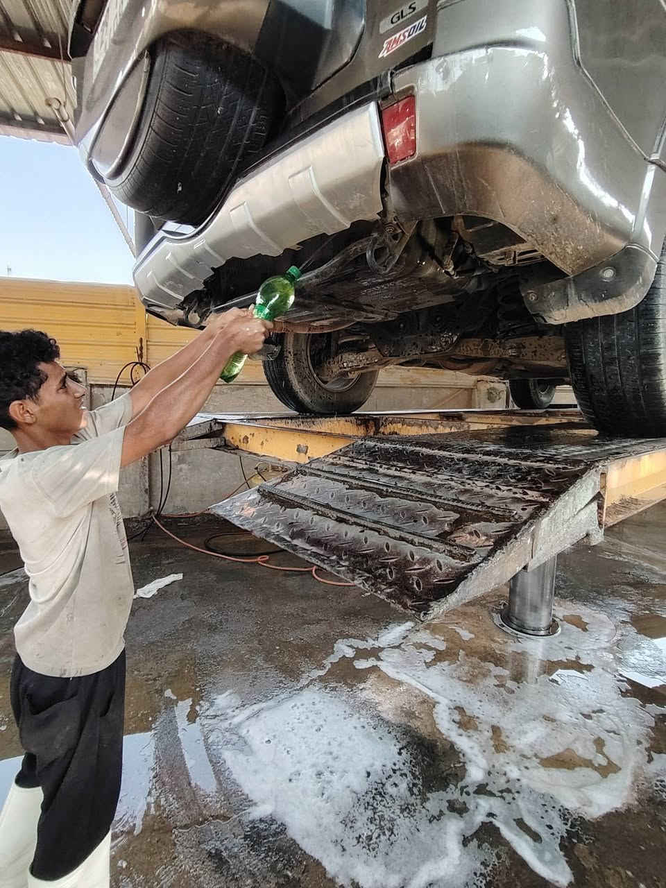 تم عمل حمام وبولش على #Pajero ✅
#واسط_العزيزية_شارع_الجديد 📍
📞:***********  ابو شاهين
📞:*********** ابو حسن
