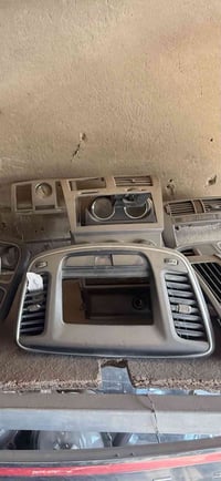متوفر C200 للاستفسار  07823586570