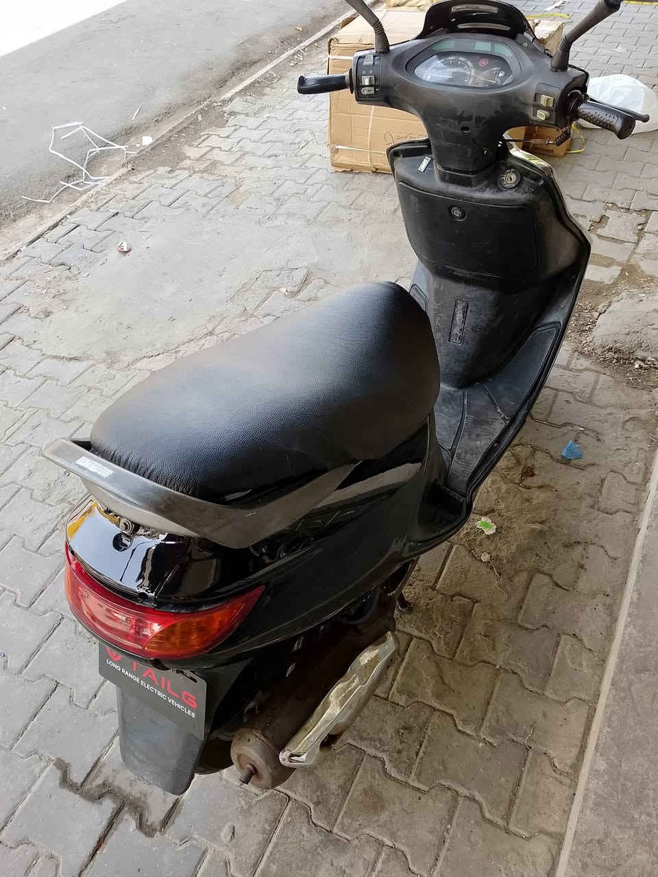 فراشة فحل للبيع كل غراضها حاوية اصلية بس الكفر تجاري سعرها ٧٢٥ 
مكاني نجف 
***********

