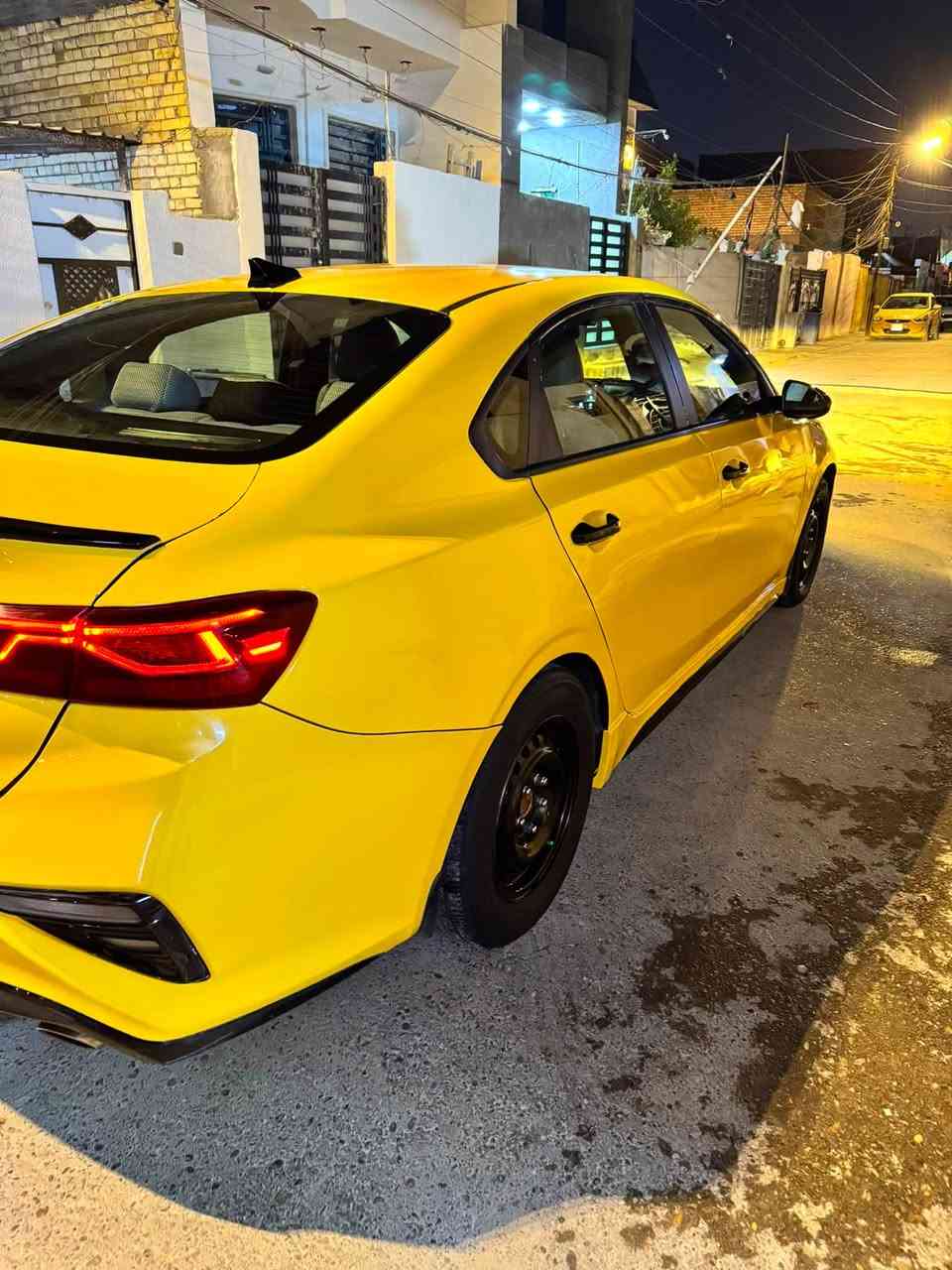 السلام عليكم كيا فورتي GT Line 2021 محرك 2000 دوش كير سيڤيتي بلادي ماشيه 80 ميل حادث سياره جاملغ وبنيد مصلحات نفسهن وصار بيها بالعراق داير جاملغ خلفي ودوسه وسونار موجود سياره دوشمه جديده تاير صدر جديد صار شهر من سويته منضومه تبريد جديده ماناقصها شي ومصروف عليها هواي  
مواصفات سياره
بصمه 
رادار امامي وجانبي وخلفي
كشن حضن
دركه حرف D
تحديد مسار وقياده ذاتيه
شاشه وكامره خلفيه
مكان سياره بغداد الشعب سعر سياره 125 رقم *********** لبيع او مراوس بخصوصي
