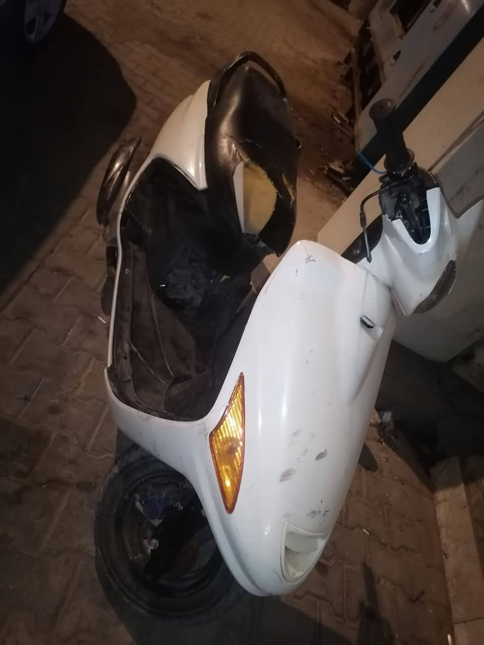 سلام عليكم فراشه فحل حاويه
المكينه مفوله وشلعه تخبل يشهد الله 140 وكفر نضيف 

العيب بيها - دبلات الگدام مجيمه + وبرغي مال صالنصه لان صوته عالي + فيش وكهربائيات كله شغاله بس عوزهن ربط  فقط  ما اصلح گبل ابيع مكاني نجف حي جامعه 300 قفل
*********** بس واتساب
