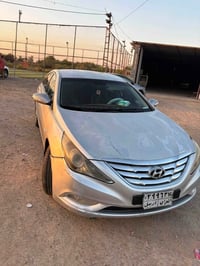 سوناته 2011 محرك 2000دوش  وارد خليجي  السعر75 07850209019