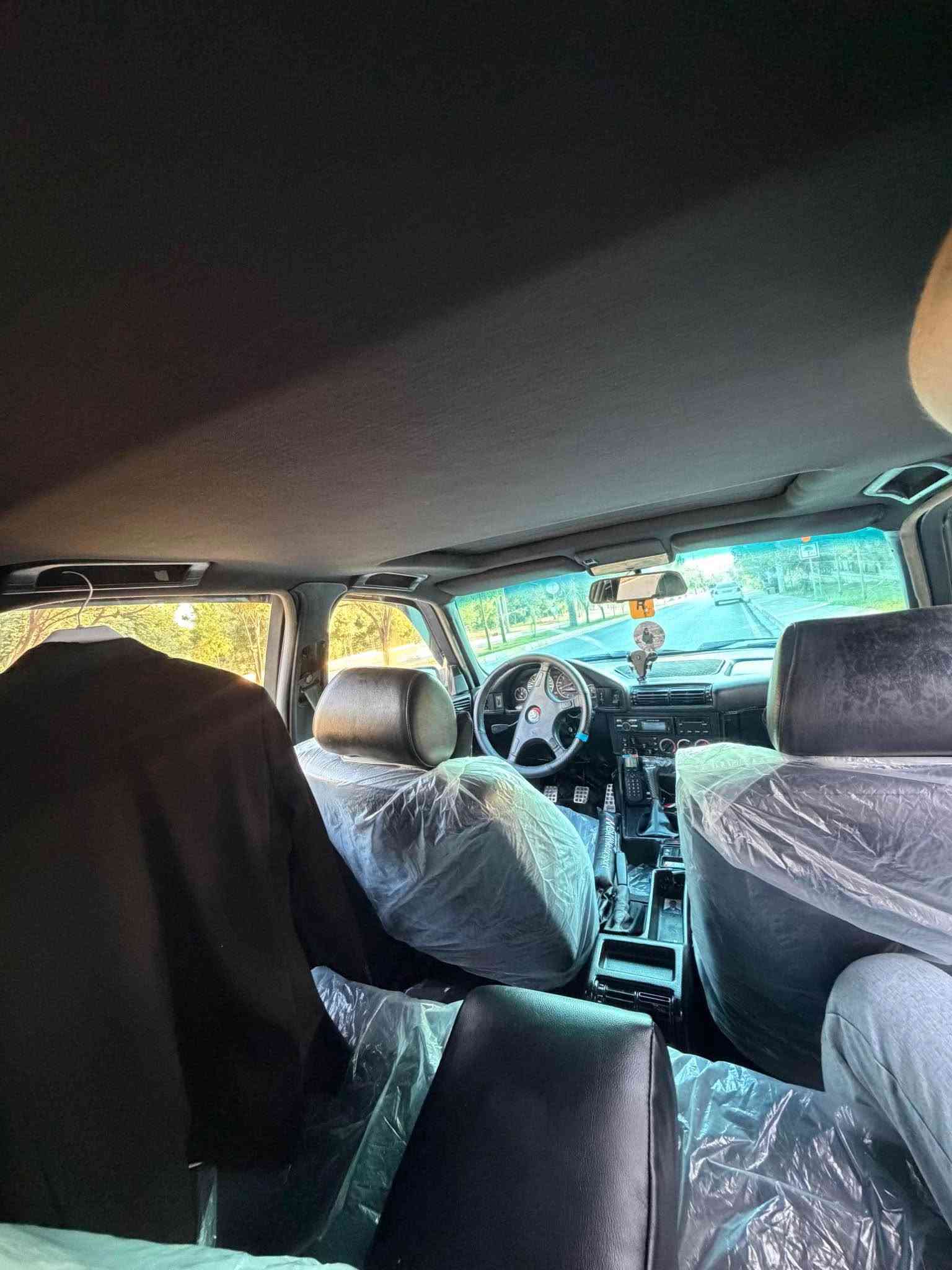 ‎بەناوی خودای گەورەو میهرەبان 
bmw 1992 | 525i کەپس دیجتاڵ
‎گێر مەکینە بەشەرت لۆک ئەگەر یەکتۆز هەڵم و  بوخاریشی هەبوو مەیبە - 
‎سەیارەکە نمونەیە لە جوانی ماشاءأللە موس و
‎بڕاوە و پشت و پێش کەپس تەنها کورە کراوە بۆ جوانی - گێڕ عای سڵاید گێچ عەڵقە و 300 ناو غورفە کارەبایاتی و دەرەوەی بەشەرت تەبرید سارد و گەرم ناو غورفەی زۆر جوانە سەیارەکە بێ مەسرەفە تایەکانی ئیمڕۆ بۆم بەستاوە لەگەڵ پاتری 110ئەمپێر - تاخم نۆزڵ تازە سێرڤسی عامی بۆ کراوە لە پێش تا پشت سەر وەلفەکانی ناو مەکینەی پاک کراوەتەوە سەیارەکە هی خۆمە هی مەعرەز نییە هەموو گیانی بەشەرتە 

‎ڕەقەم دهۆک 4 وەرەقە غرامەی لەسەرە پاش مەعمەلە ئەیگێڕیتەوە بە نسبەت سعریشی 50 وەرەقەو مەجالێکی برایانە تکایە موشتەری نیت سەری من و خۆتیش مەیەشێنە 
‎*********** رقم
‎*********** واتساپ أربيل, العراق
