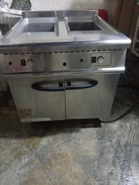 غراض مطعم للبيع المكان بغداد الدوره رقم 07734535999
