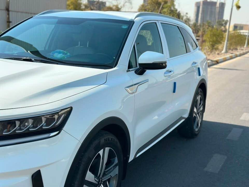 سورنتو ٢٠٢٣ خليجي رقم أربيل بيها ٣تكحيل مكفولة من الصبغ ماشية ٦٠ فول مواصفات عدا الفتحة *********** بغداد, العراق
