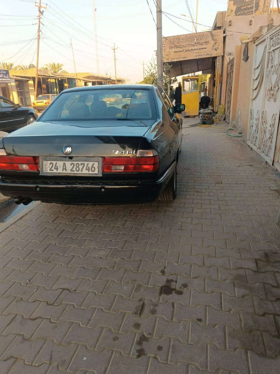 السلام عليكمBMW 1993
اصل 730 كفاله من الضربه والتبديل  والخياس

رقم دهوك بأسمي  تريد تحويل او وكاله ثاني يوم هزه جديده صارله سبوعين 

محرك V8 اصل شرط لا بخار ولا تنقيص جديد

كير  شرط جديد تبريد ثلج حداديه جديده تخم تاير جديد

منضومه زنون عالي 

كهربائيات كلها شغاله ع وضع الشركه شرط ولا كلوب طافي

ما تصرف عليه ولا الف

داخل السياره  نضيف

مصبوغه جماليه فقط

السعر 48  وبيها مجال 

عنوان الديوانيه ***********

