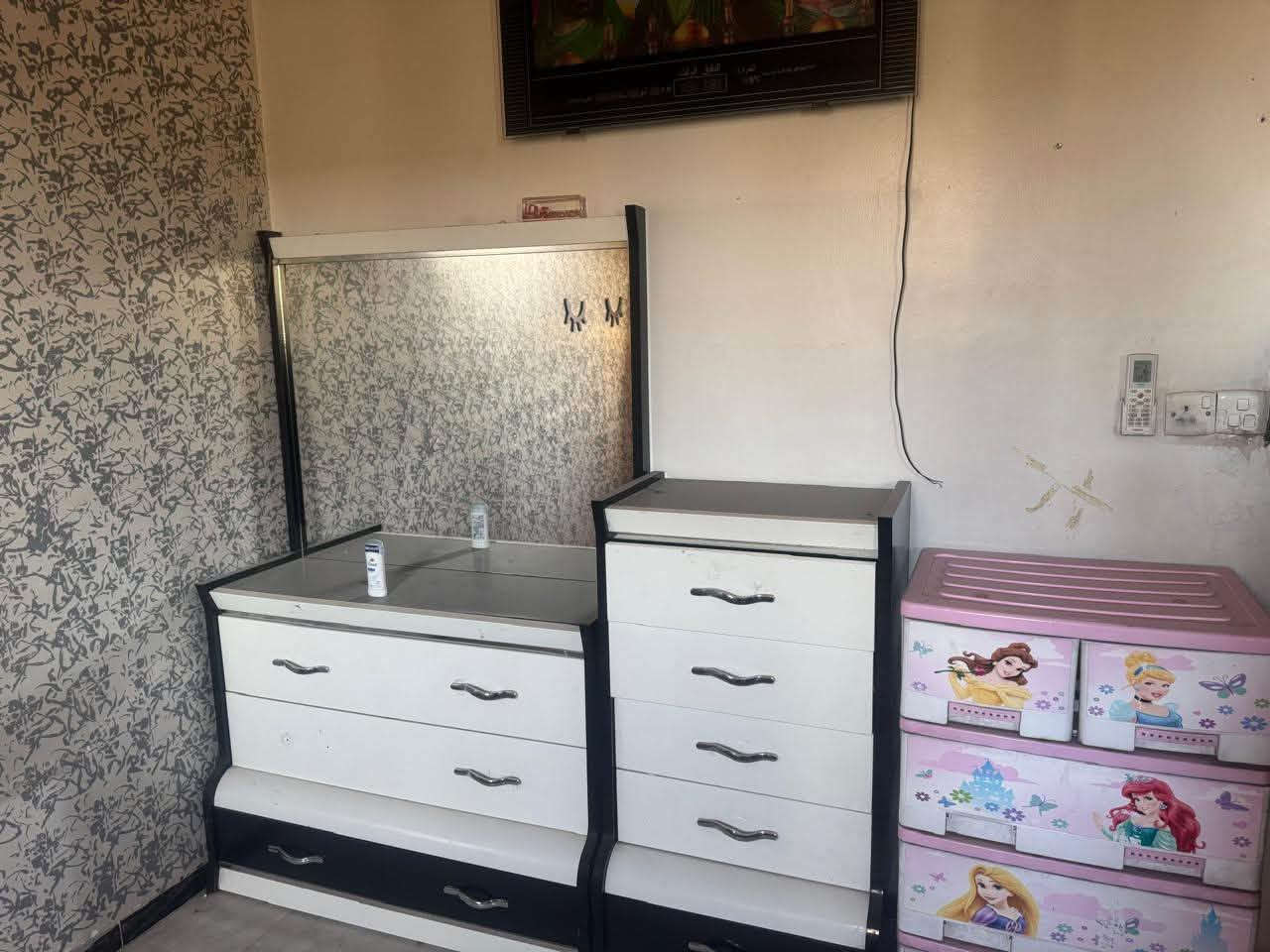 للبيع الاتصال على ***********
