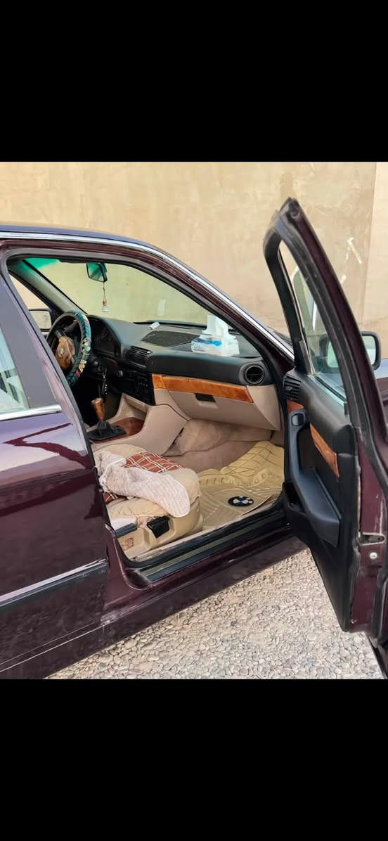 🚘 للبيع BMW موديل 1992

🔹 السنوية باسمي
🔹 رقم نينوى
🔹 السيارة بدون حادث أو ضربة
🔹 معمّرة جديد
🔹 صبغ جديد
🔹 الكير والمكينة والتبريد كلها بالشرط

💰 السعر: 45 قفل

📞 للاستفسار والتواصل: ***********

