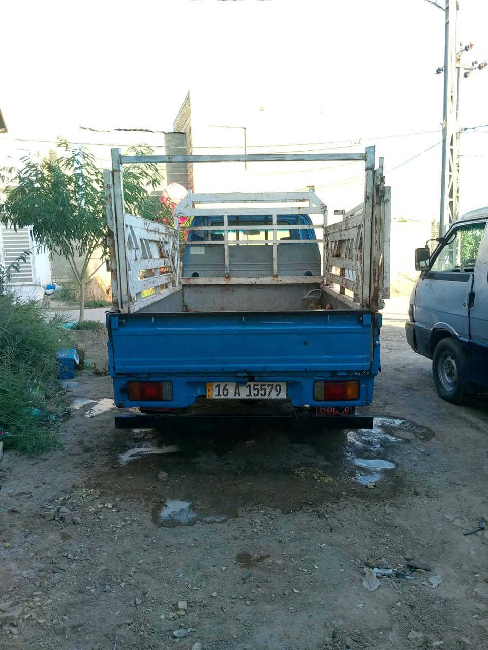سلام عليكم كيه بنكو للبيع موديل ٩٤رقم نكليزي بسمي سنويه مجدد ٣١سياره جاهزه محرك وكير واكسن جدد تخم تاير جديد دوشمه جديده حداديه كهرباءيات كامله شاصي ورقم شاصي مكفول سعر ٥٧وبيه مجال مكاني بابل الهاشميه شراي يتصل ***********
