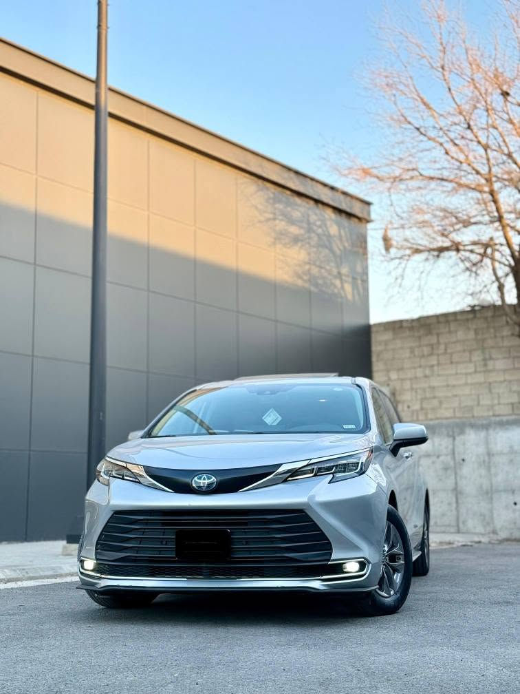 TOYOTA SIENNA XLE HYBRID ٢٠٢٣
-المحرك : 2500 cc هايبرد
-عداد المسافة ٣٣ الف ميل
-االون سلڤر
-تحديد مسار
-رادارات 360 درجة
-صقف ديفيدي
-كامرة خلفية
-تبريد 3 قطع مع تحكم خلفي مناخين
-3 انظمة قيادة
-سايد بريك بصمة
-حساسات خلفية
-فتحة سقف
-تشغيل بصمة
- 5 بصمات
-حساسات امامية
-كشنات جلد
-كشنات كهربائية
-حساس امطار
-حساس لايت (عالي ناصي)
-شاشة لمس كبيرة
-تدفئة كشنات
-انارة LED خلفي وامامي
-لايت عالي ناصي زينون
-خاصية طي المقاعد الخلفية لزيادة مساحة التحميل
-مقعد اضافي متحرك (يعني تصير 8 راكب)
-ابواب كهربائية شفط
-جنطة شفط كهربائية
-فتح وغلق الابواب بخاصية (الركلة)
-فتح وغلق الصندوف بخاصية (الركلة)
-نظام صوتي مميز مزود ب دمامات في الصندوق
-نظام التوقف الذاتي او مايعرف(مانع تصادم)
-وبقية مواصفات XLE المعروفة
-مكان السيارة سلیمانی  
السعر ٣٢٢ بي مجال جدا قليل
للاستفسار الاتصال
رقم سلیمانی وبأسمي تحويل مباشر
سیارة بدون صبوغ بيها قوتعتين تبديل بيلادي
☎️(***********)اسیا
☎️(***********)کورک السليمانية, العراق
