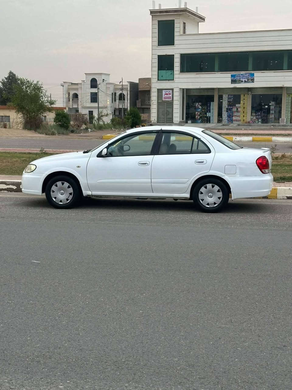 نيسان صني • ٢٠١٠ • مكفوله