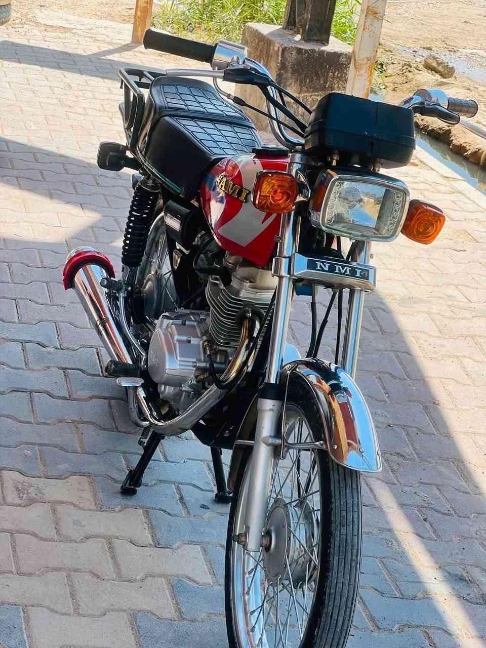 نامه للبيع تعمير الشاصي ارشا ولباقي نامه بعده نضيفه شلعه 
ومعدل الشك الگاع سعر 450 وبيها مجال مستعجل على بيعتها *********** اتصل وبيك خير دلل مامتواجد عل خاص
