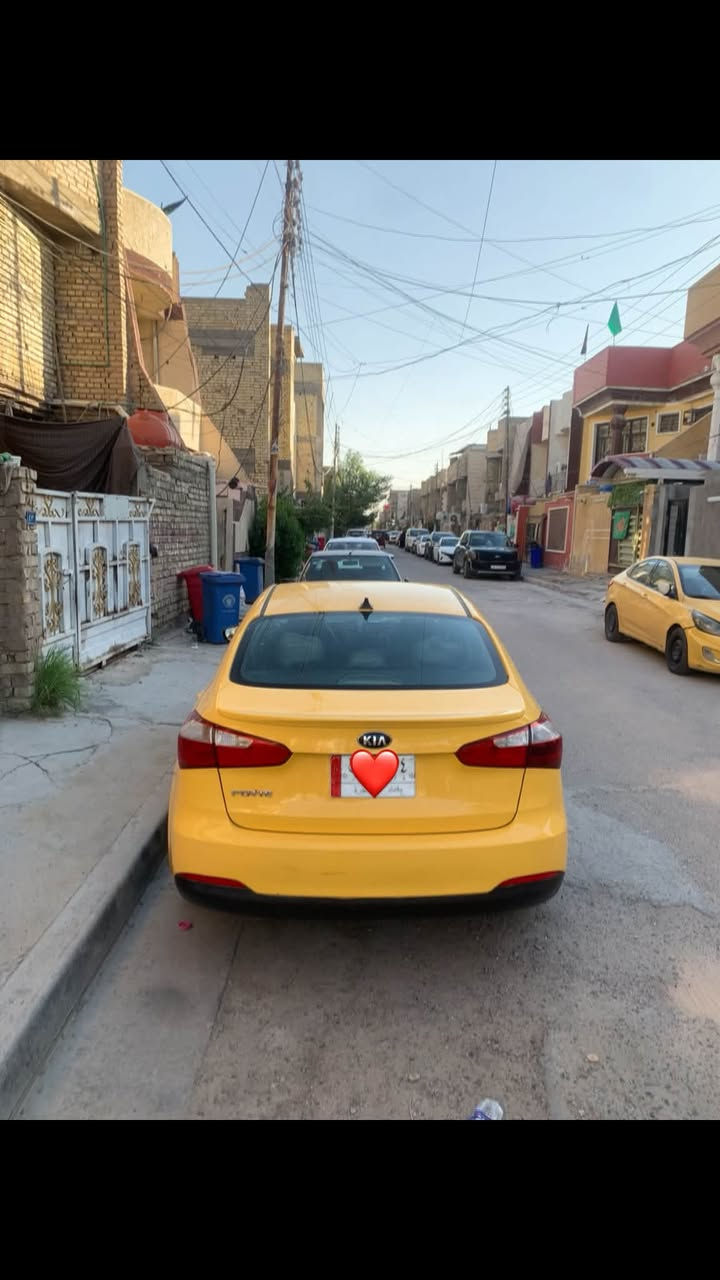 سلام عليكم فورتي مديل 16 مكينه 1800 دوش أمريكي ليبل واحد ماعده البنيد امبدل سياره بيها مضومه غاز ايطالي نضيفه وجاهزه كير مكينه تبريد تخم تاير سياره نصبتها حلوه إصفاح موس بأسمي تجي ابيعلك من البيت مصفره كلشي سعر 100 وبيها مجال مكان بغداد ***********
