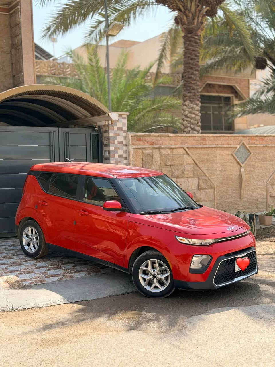 🚗 للبيع | كيا سول 2022 🔥

✨ فئة S – ويل كب
💰 السعر مناسب

📌 رقم بابل باسمي – تحويل مباشر
📍 السيارة موجودة في الحلة

🔹 المحرك: 2000 دوش
🔹 الممشى: 40 ألف ميل
🔹 مشت بالعراق: فقط 6 آلاف ميل
🔹 الوارد: أمريكي
🔹 الحالة: كلش نظيفة وعلى إيدي
🔹 المواصفات: عادية
🔹 بجم كبس
🔹 بدون إيرباك

🛠️ الحادث: خلفي وبسيط جداً
▫️ ربع الجاملغ الخلفي صبغ فقط
▫️ صور الحادث موجودة بالمنشور للتوضيح

✅ سيارة نظيفة ومستخدمة استخدام شخصي
✅ رقم بابل وباسمي
✅ التحويل مباشر
✅ السعر مناسب للشراي 
✅ غير متواجد على الانترنيت الشراي يتصل

📍 الحلة – بابل

📞 للاستفسار: ***********
