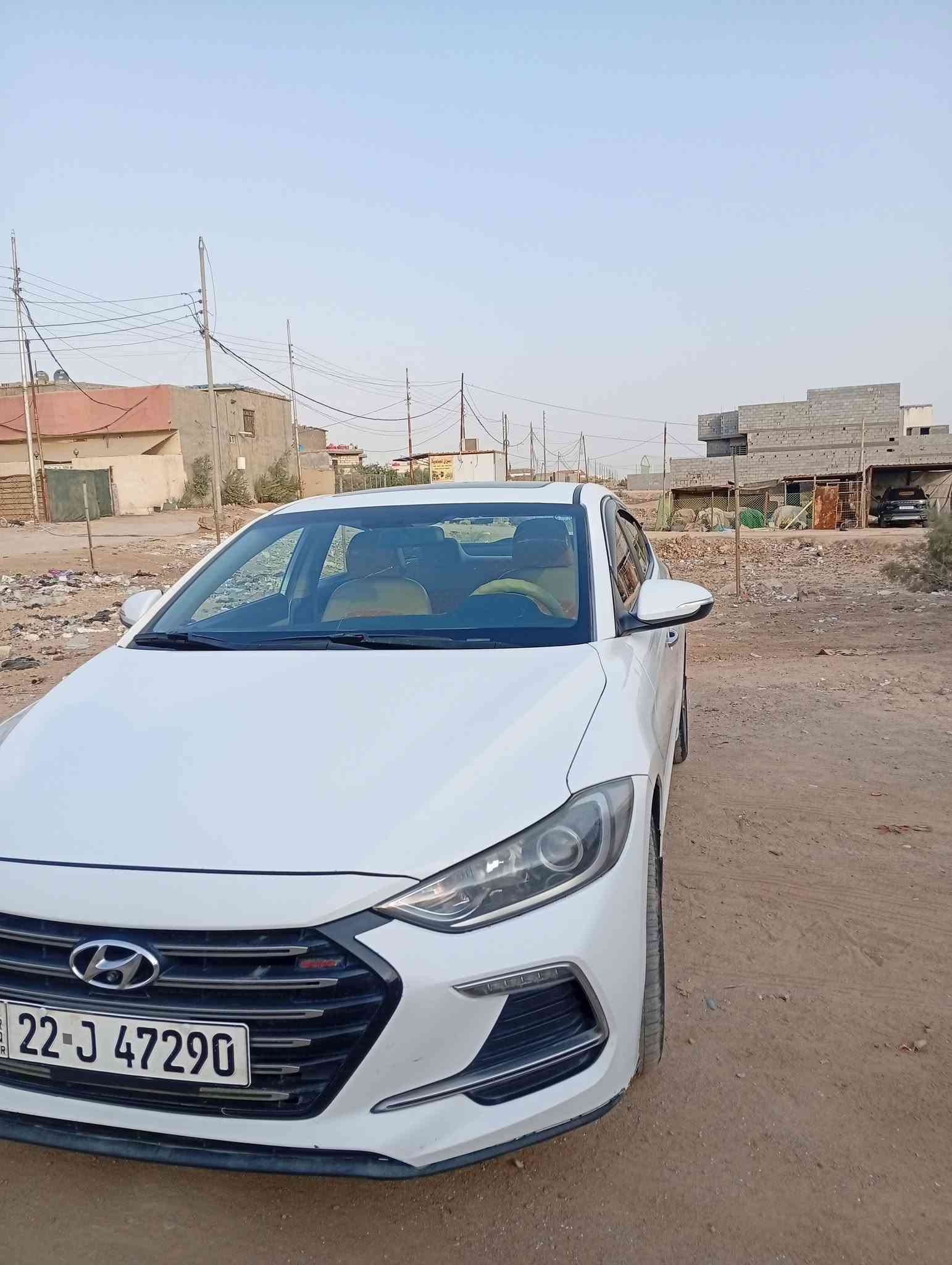 سلام عليكم سياره الانترا مديل 18 فول مواصفات مكينه دوش 2000 خليجي ماشيه 127 مكينه وكير وتبريد مكفولات بارد ب الباب الخلفي ربع باب صفحه العبري وبيها رصعات خفيفه رقم اربيل ب اسم شركه  سنويه ل28 مكان سياره البصره تنومه رقم الهاتف) *********** //***********
