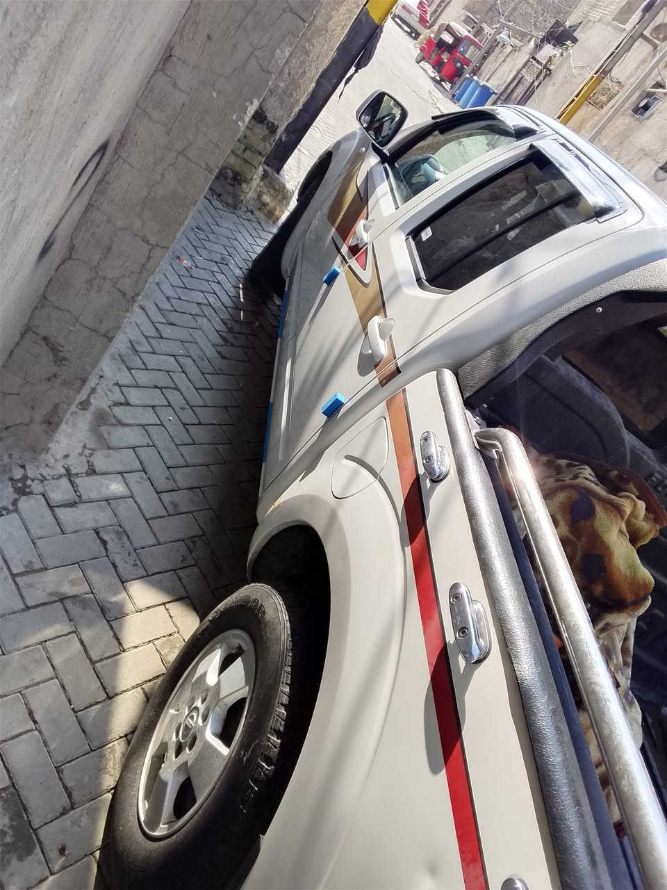 نيسان نيفارا • ٢٠١٤ • مكيف وسونار