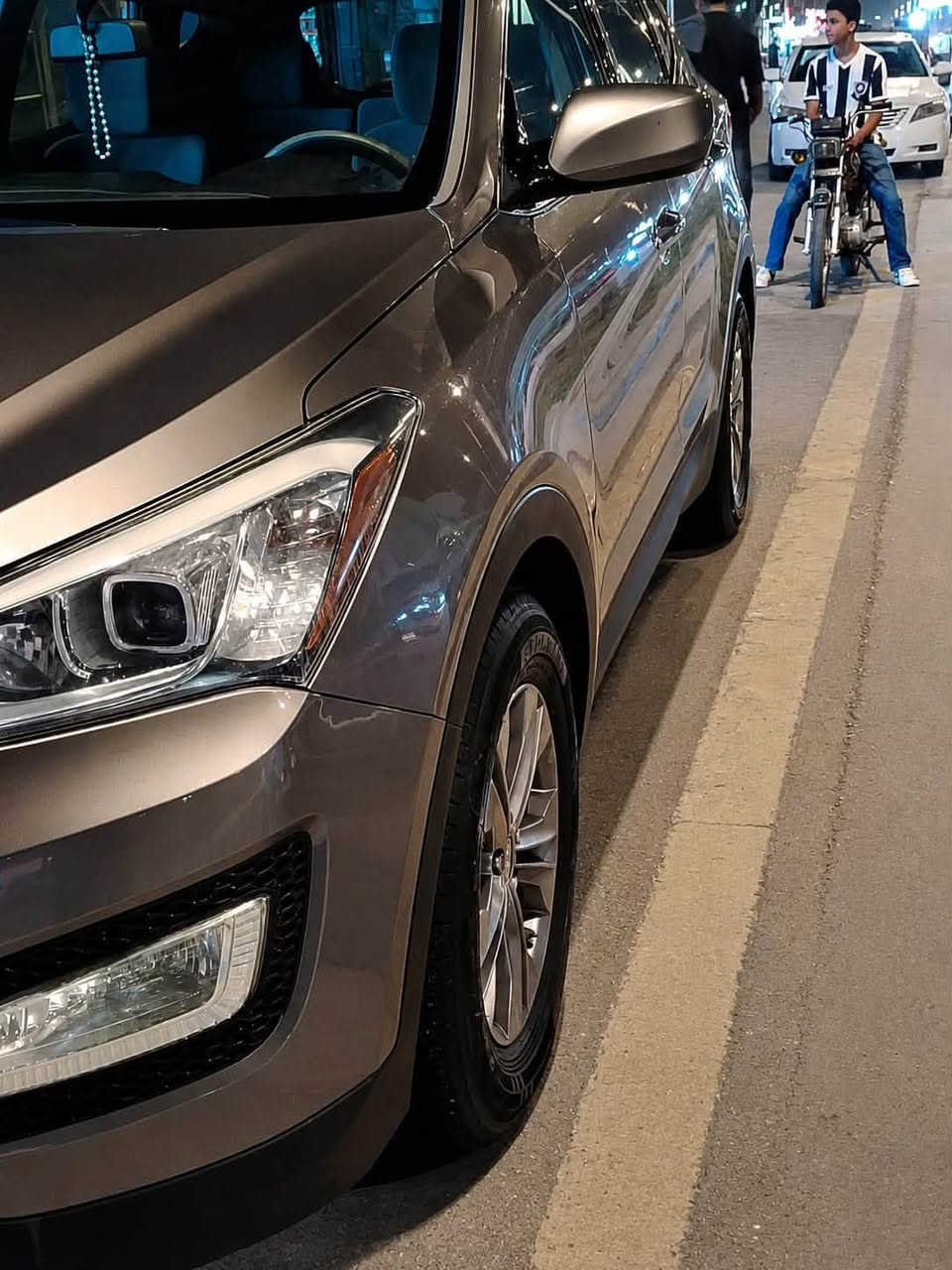 سنتافيا موديل ١٦ مراوس بجيب  فقط بنيد مبدل.  على ايدي السيارة كلين باسمي 
٤سلندر  
العنوان كربلاء 
***********
